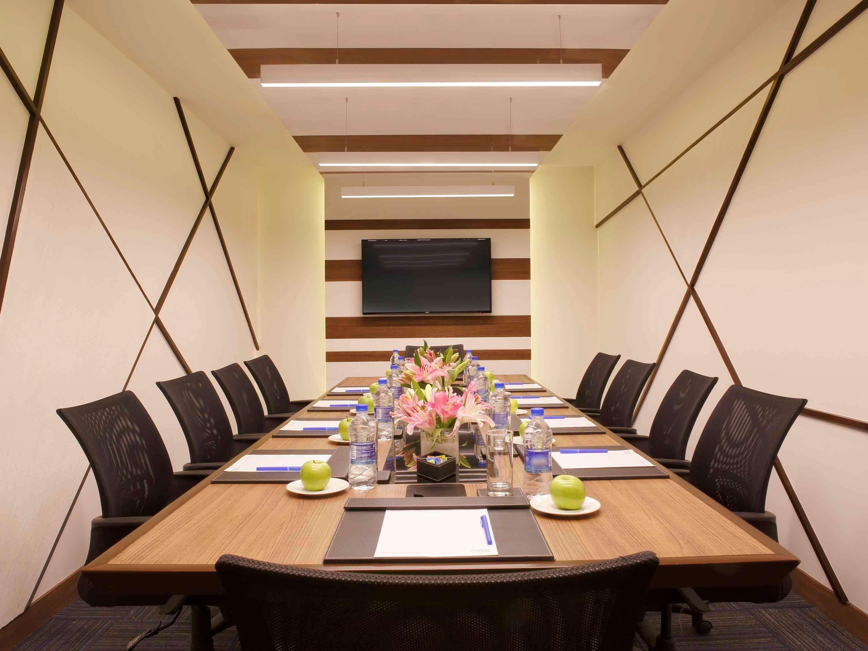 Mercure Chennai Sriperumbudur Exterior foto