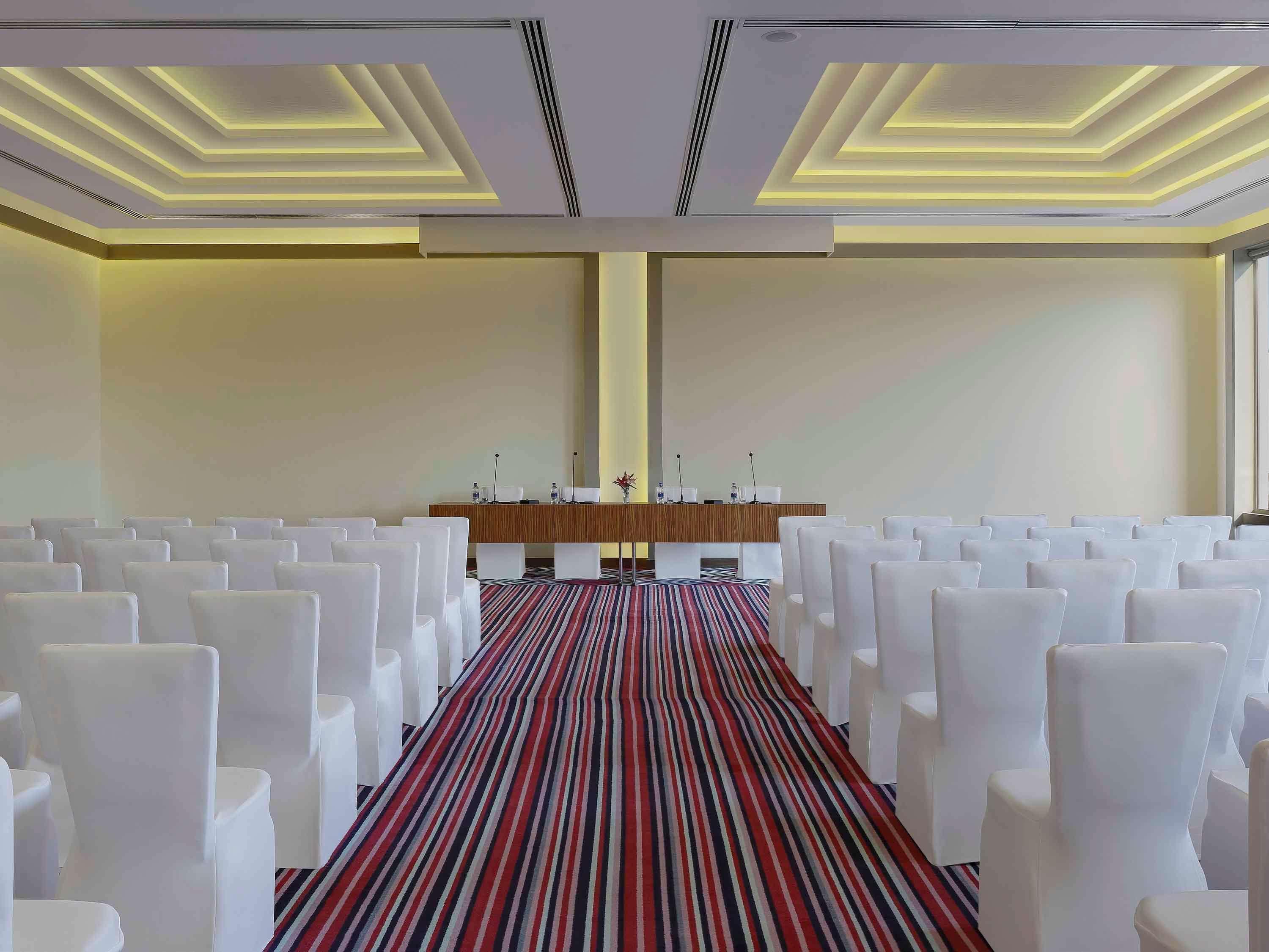 Mercure Chennai Sriperumbudur Exterior foto